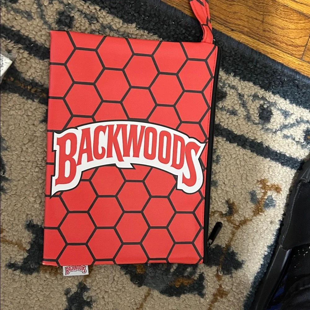 Backwoods Red Electronics Pouch - Picture 1 of 1